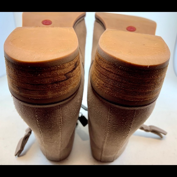 Blondo Suede Liam Waterproof Booties Ankle Boots - Picture 12 of 12